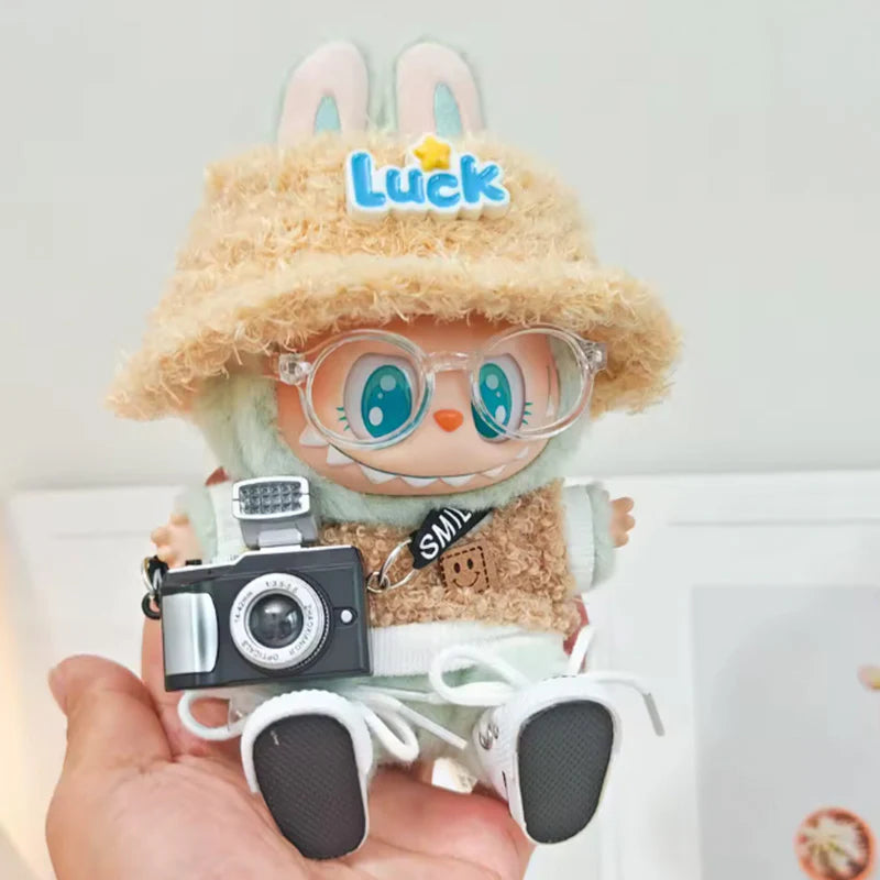 RARIDADE! Labubu Fotógrafo - 5 Unidades Restantes